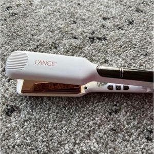 Lange Le Gloss White 2” flat iron